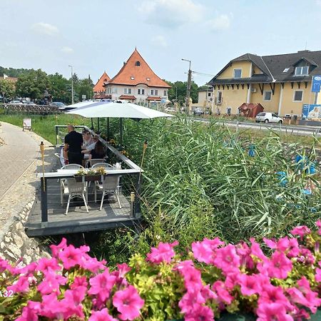 Monarchia Apartman Pearl Mosonmagyaróvár Exterior foto